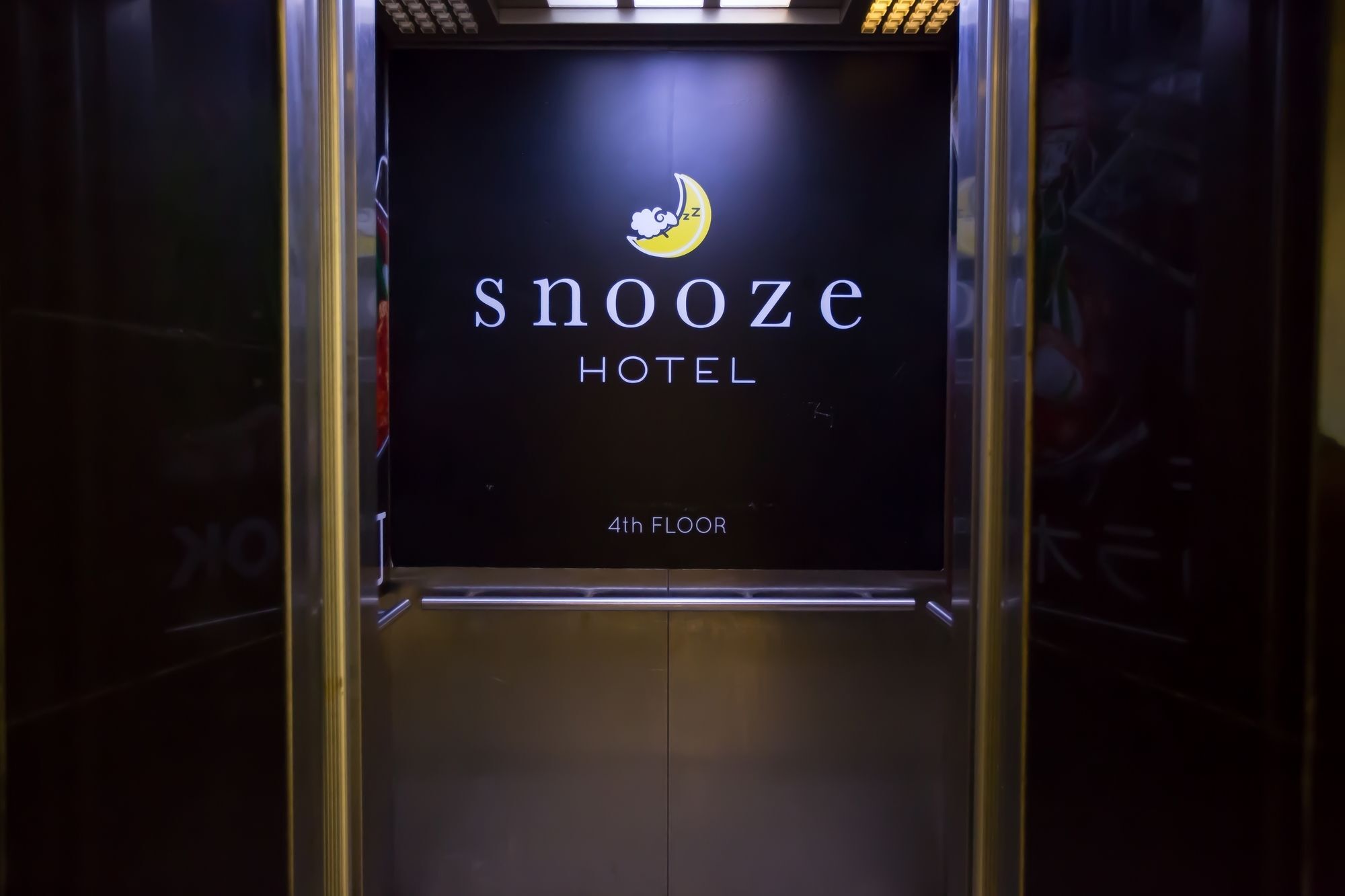 Snooze Hotel Thonglor Bangkok Exterior foto